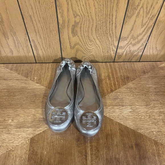 Tory Burch Metallic Ballet Flats - Picture 12 of 16